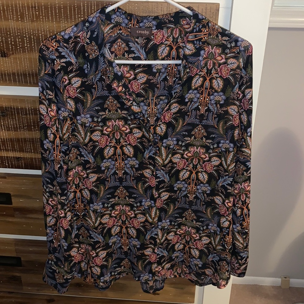 Airy Flowery Blouse